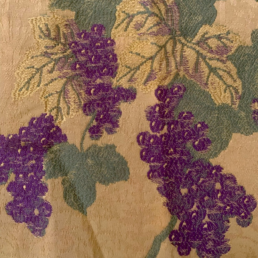 Vintage Kravet Couture embroidered vineyard fabric - Picture 2 of 3